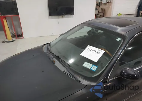 2005 Mercury Sable Ls from USA, damaged, VIN 1MEHM55S25A612361